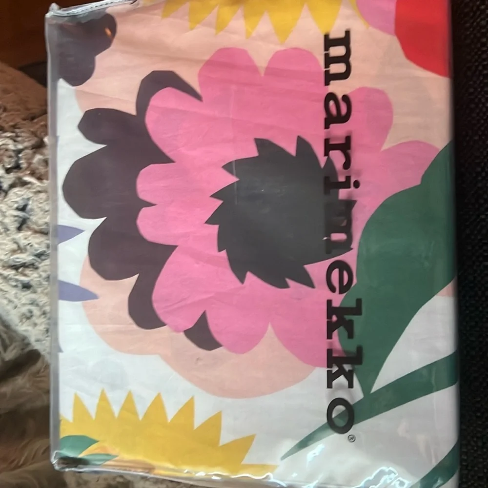 NEW Marimekko Ojakellukka KING Duvet w/2 shams.Reversible RARE NO OFFERS - Picture 11 of 12